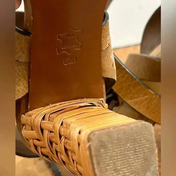 Tory Burch Cella Cognac Brown Leather Strappy Platforms Sandal Size 6.5 - Picture 11 of 11